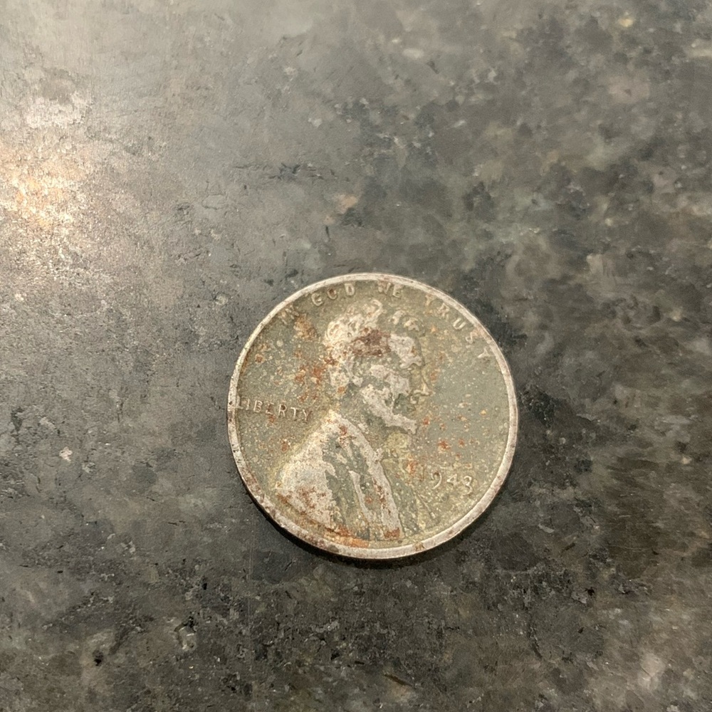 FIVE 1943 STEEL WW2 PENNIES